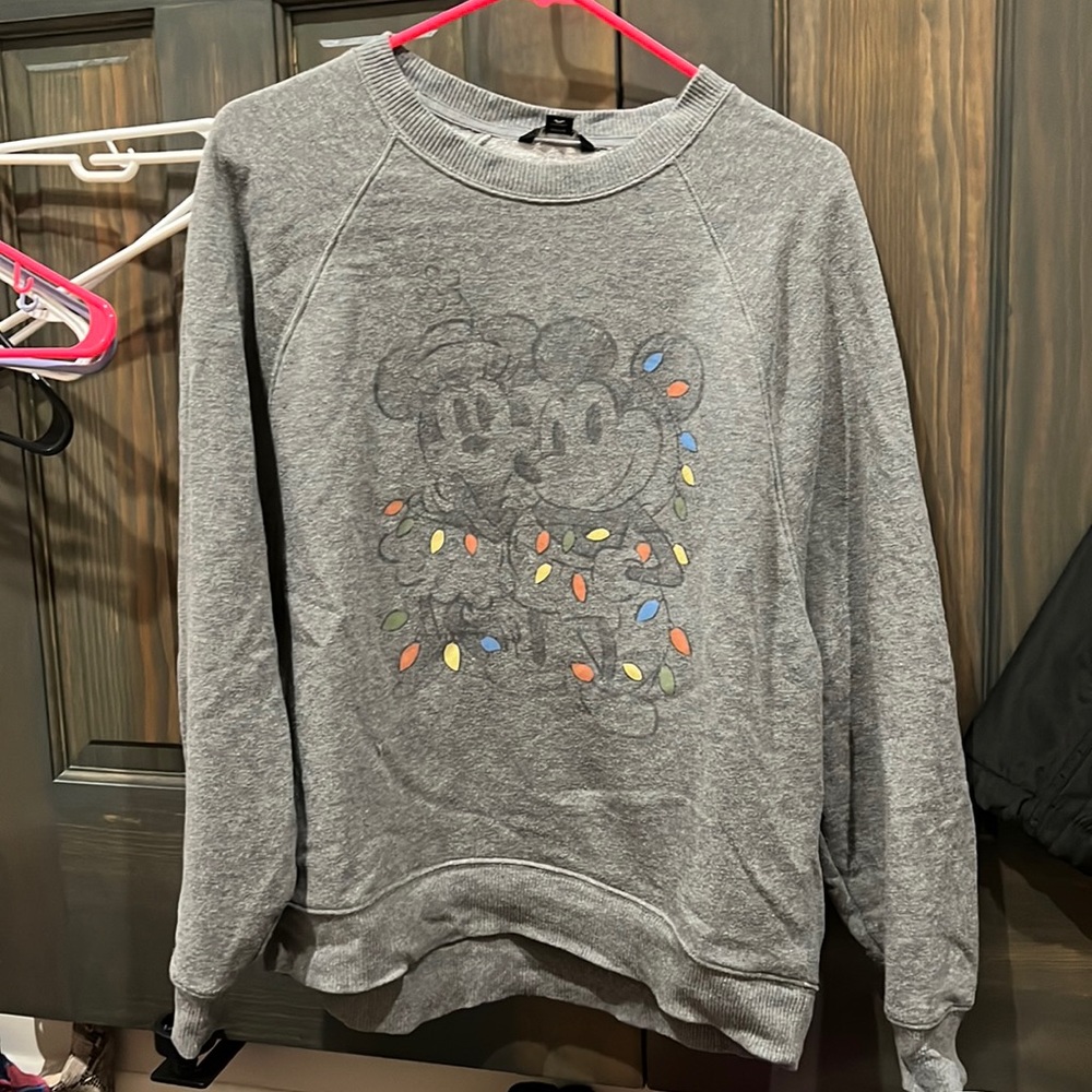American Eagle Disney Mickey and Minnie holiday sweatshirt in gray size small